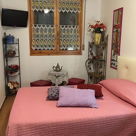Bed&Breakfast Da Eliana Molinella Habitación foto