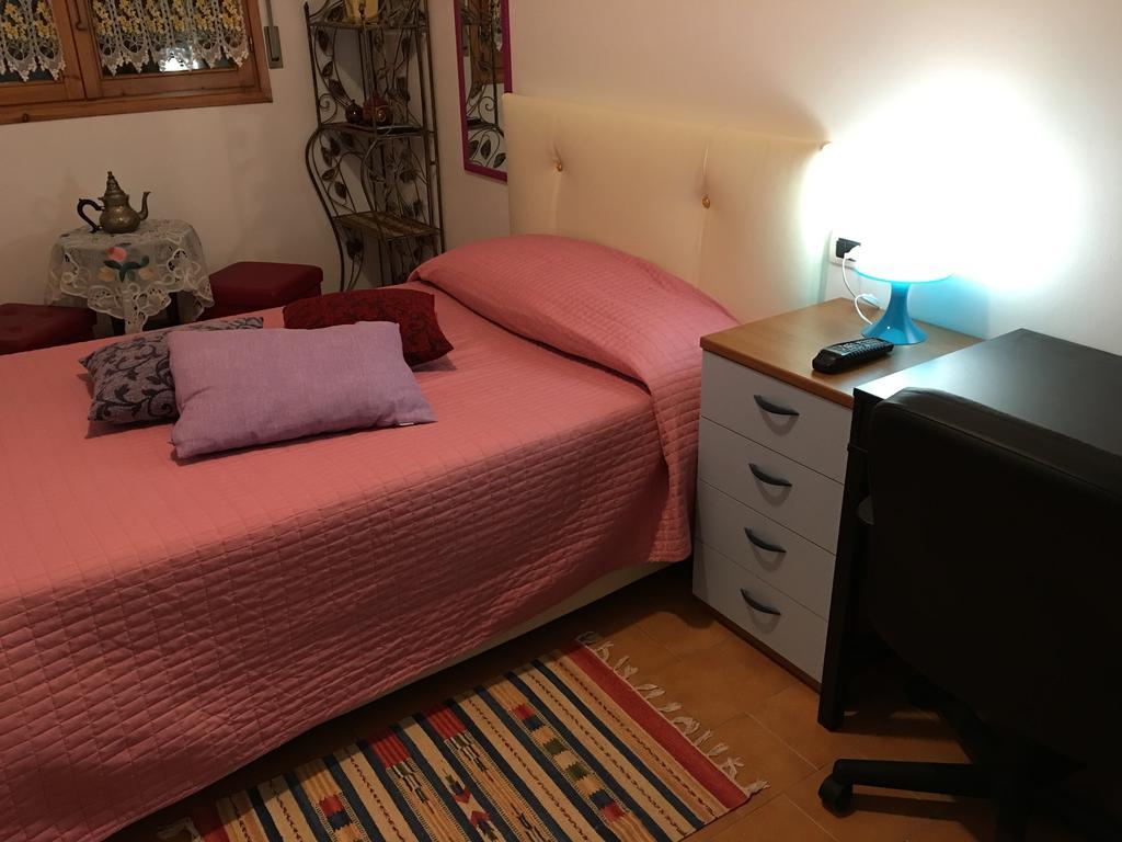 Bed&Breakfast Da Eliana Molinella Habitación foto